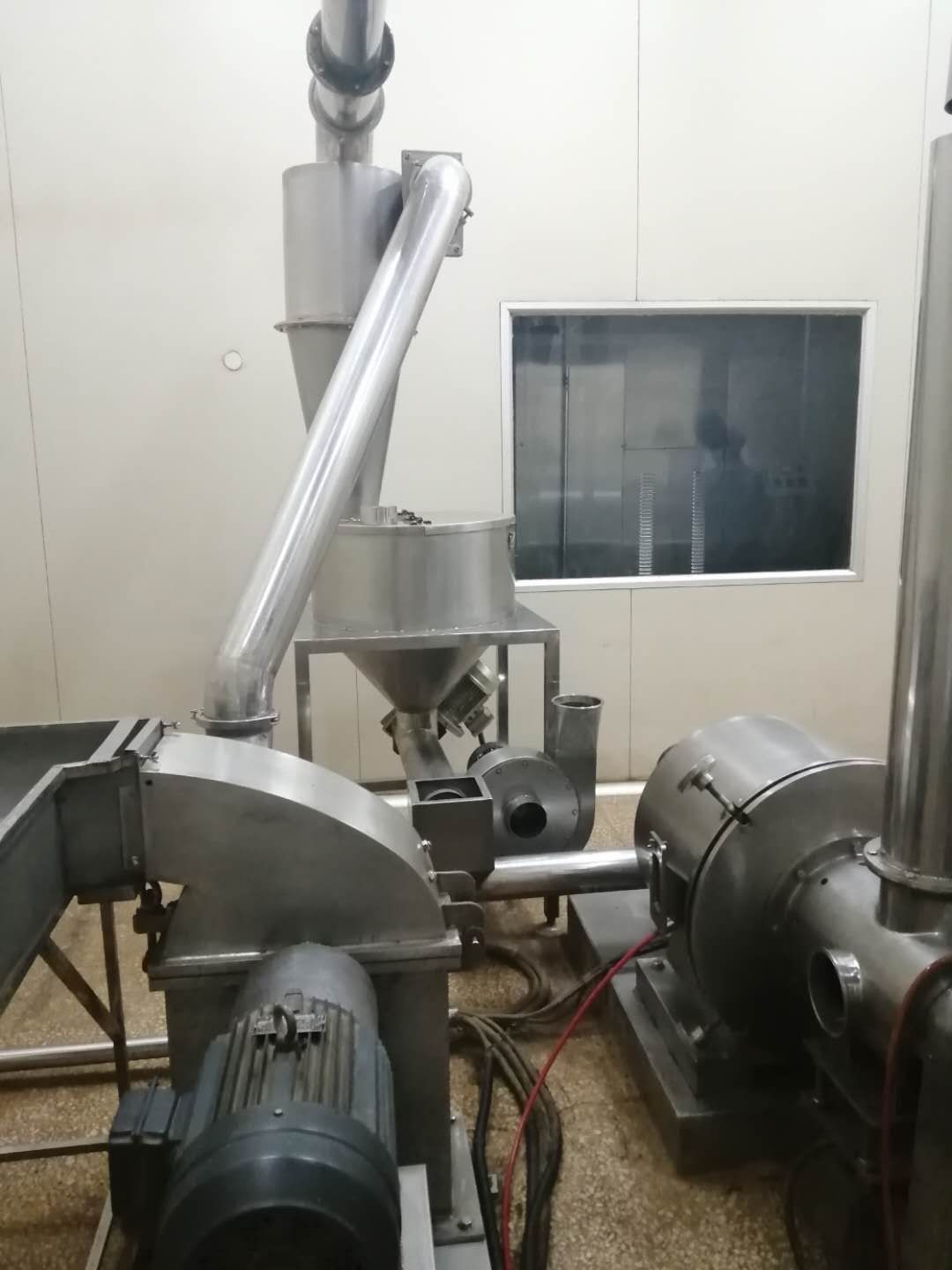 水牛角低溫超微粉碎機(jī)